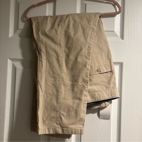 Lee Pants - Lee Women's Ultra Lux High Rise Seamed Crop Capri  -size 18 M NWT